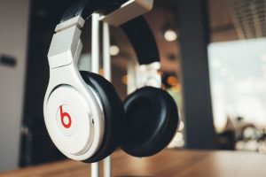 headphones-820341 headphones-820341