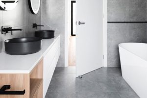 modern-industrial-bathroom modern-industrial-bathroom